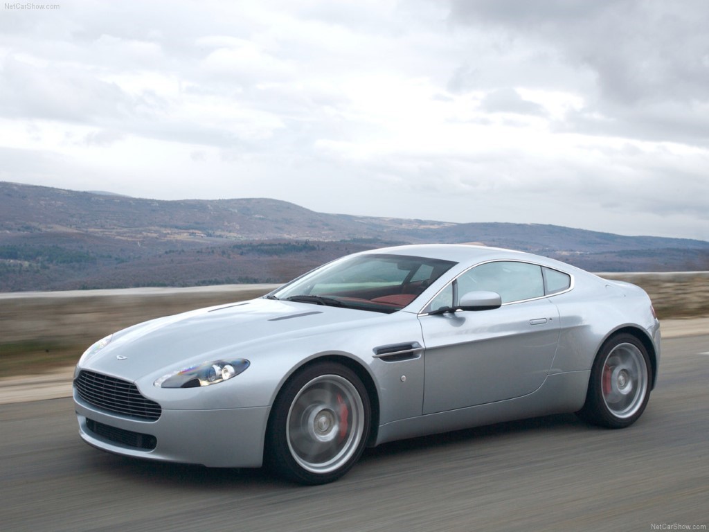 Aston Martin Vantage 4.3 V8 (Automático)